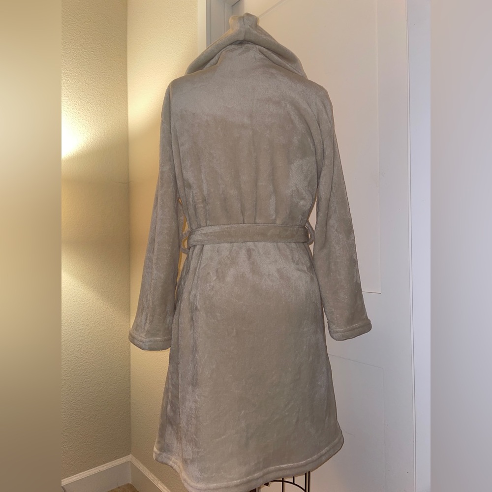 Summer & Rose Cozy Robe - Picture 3 of 4
